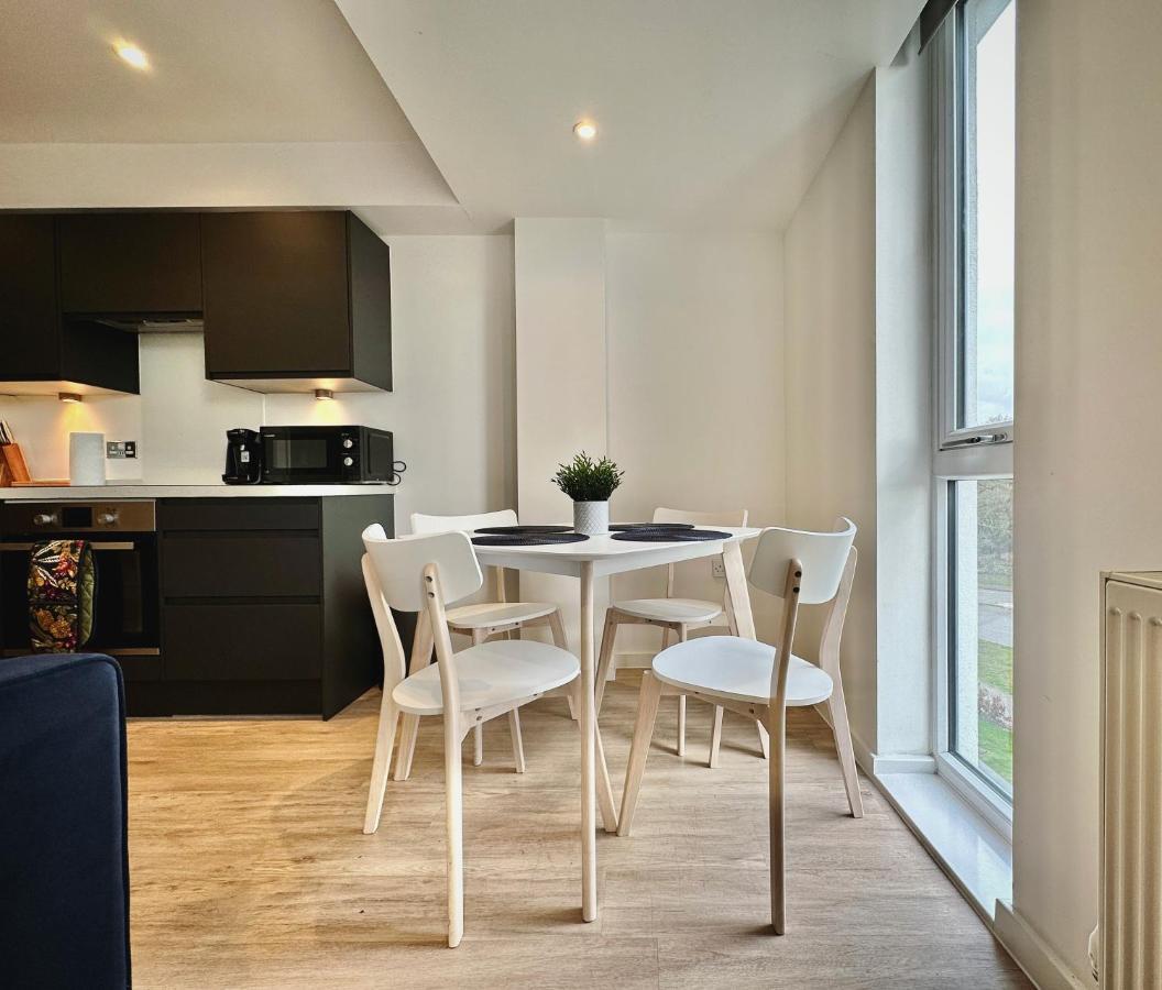 Serviced Apartments Nailsea Exterior foto